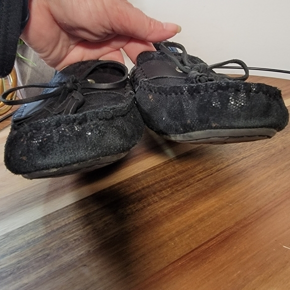 b.o.c. Black leather slip on loafers Size 11 driving shoes with tassels shimmery - Picture 9 of 17